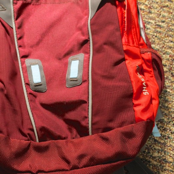 Eddie Bauer adventurer 30L pack - Picture 3 of 7